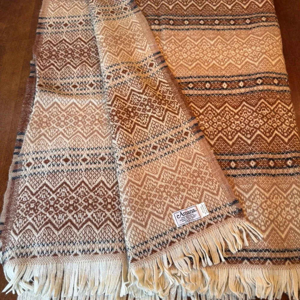 Amana Woolen Mill Blanket 54x72 Tan Brown Fair Isle 100% Wool Fringed Throw